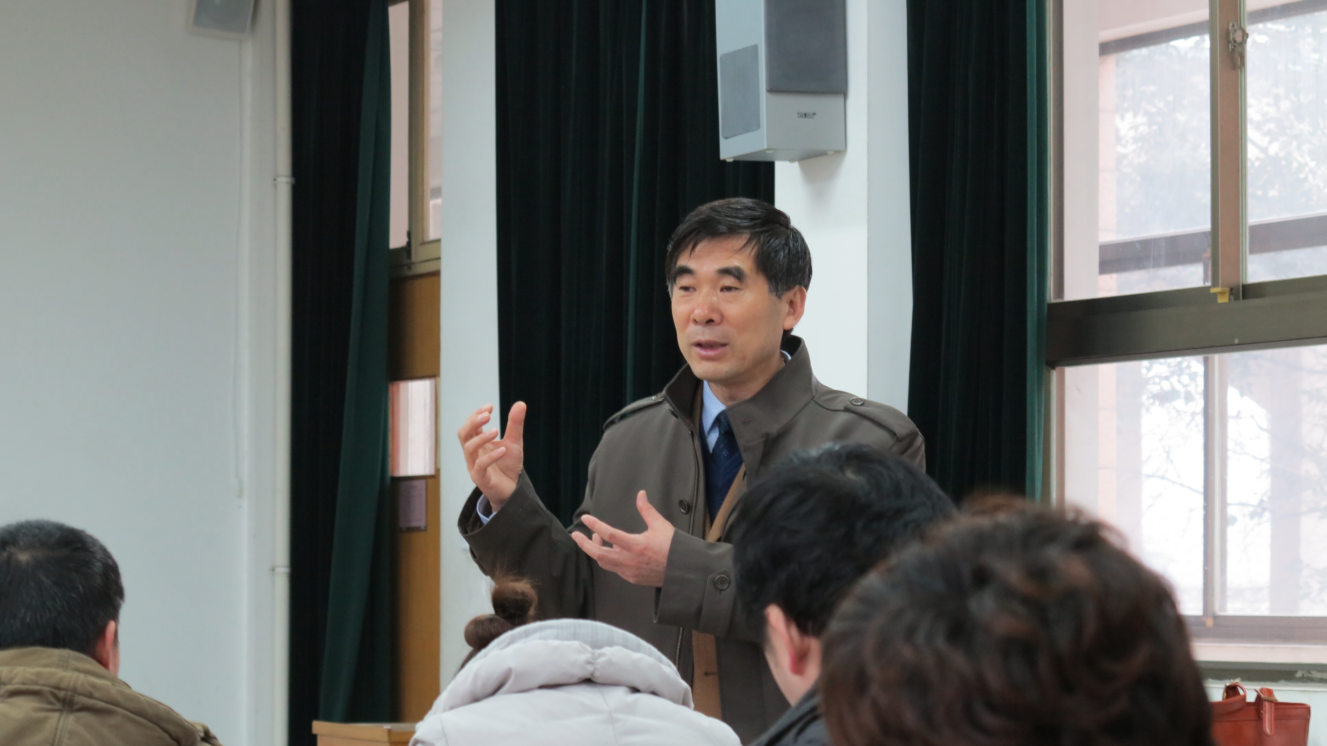 王志勇校长在语文组会议上解读“学讲”精神