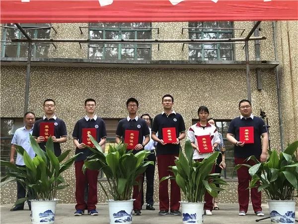 https://mmbiz.qpic.cn/mmbiz_jpg/gAkqn4cf6BmwM9WwrhN0NXowjqc6EaIlLykTOI9ch5mR6xHCbMRaDXCOibAFbLNHDaPnDsdY6GiavpqgHpQsyBug/640?wx_fmt=jpeg